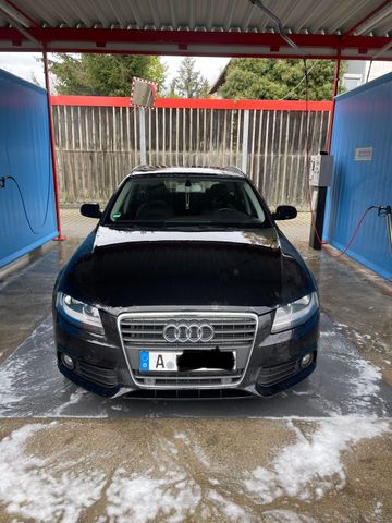 Audi A4 Avant B8 2,0 TDI Automatik