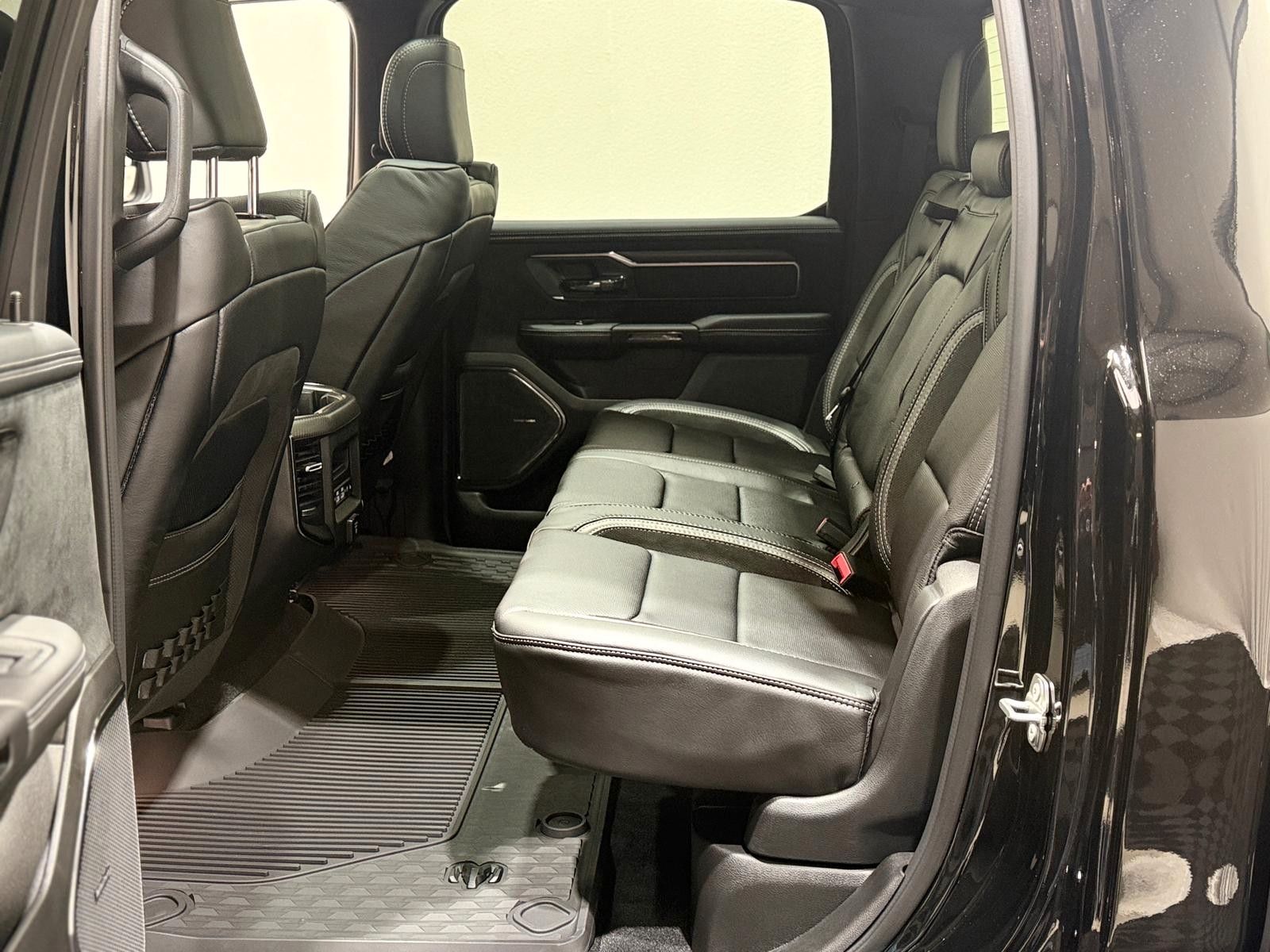 Fahrzeugabbildung Dodge RAM 1500 RHO H/O BLACK Edition / RTR