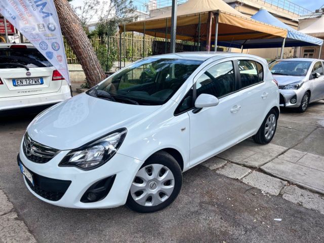 Opel Corsa 1.2 Edition Cambio Automatico