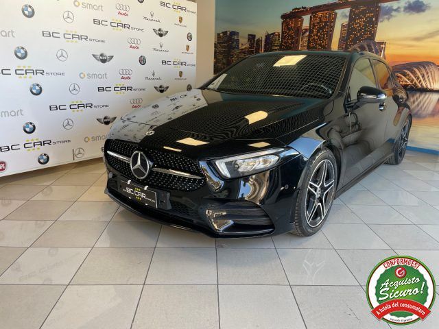 Mercedes-Benz MERCEDES-BENZ A 180 Aut. Premium AMG *NIGHT PACK