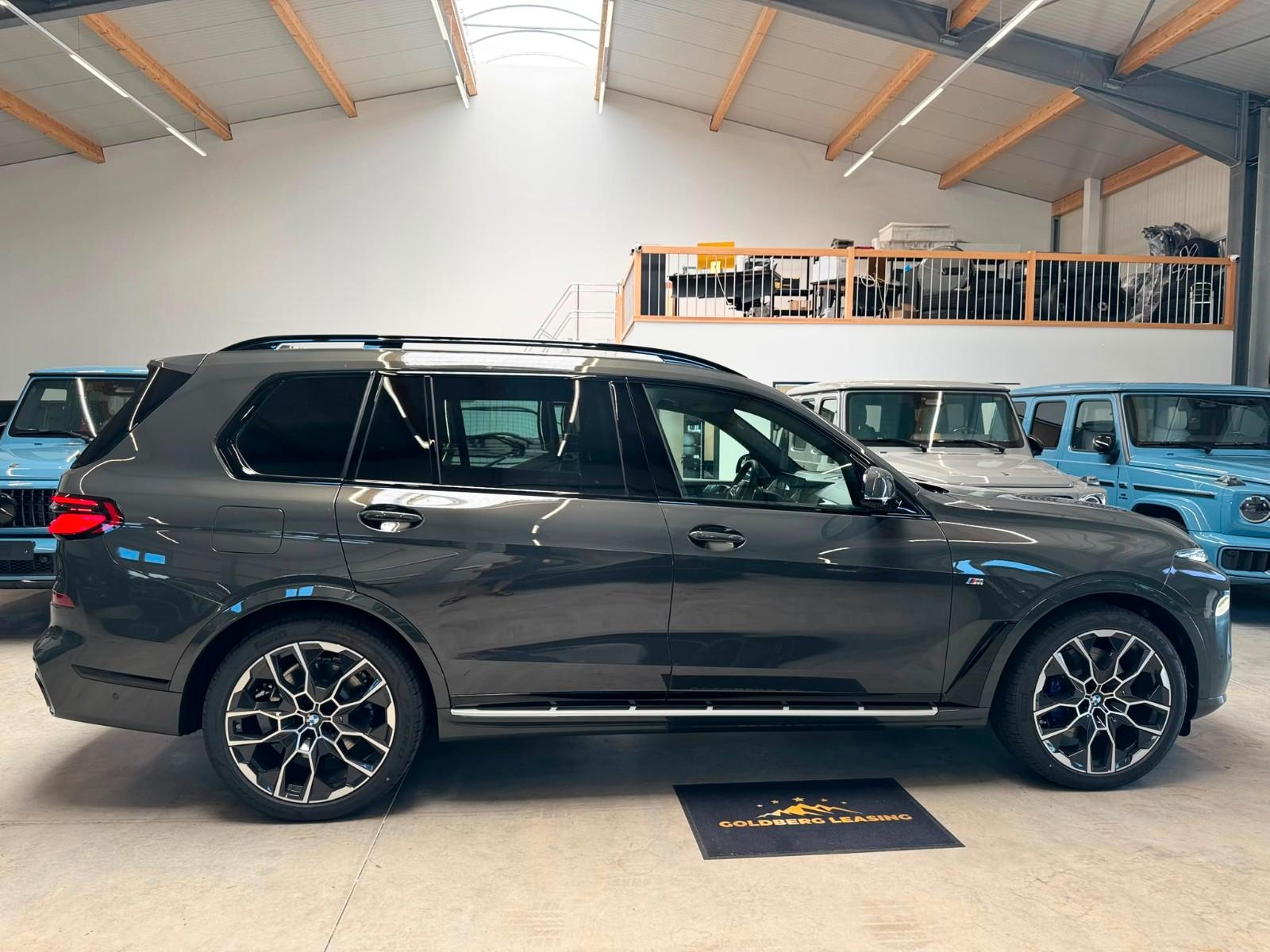 BMW X7 xDrive 40d M Sport PRO B&W SKY EXCLUSIVE FULL