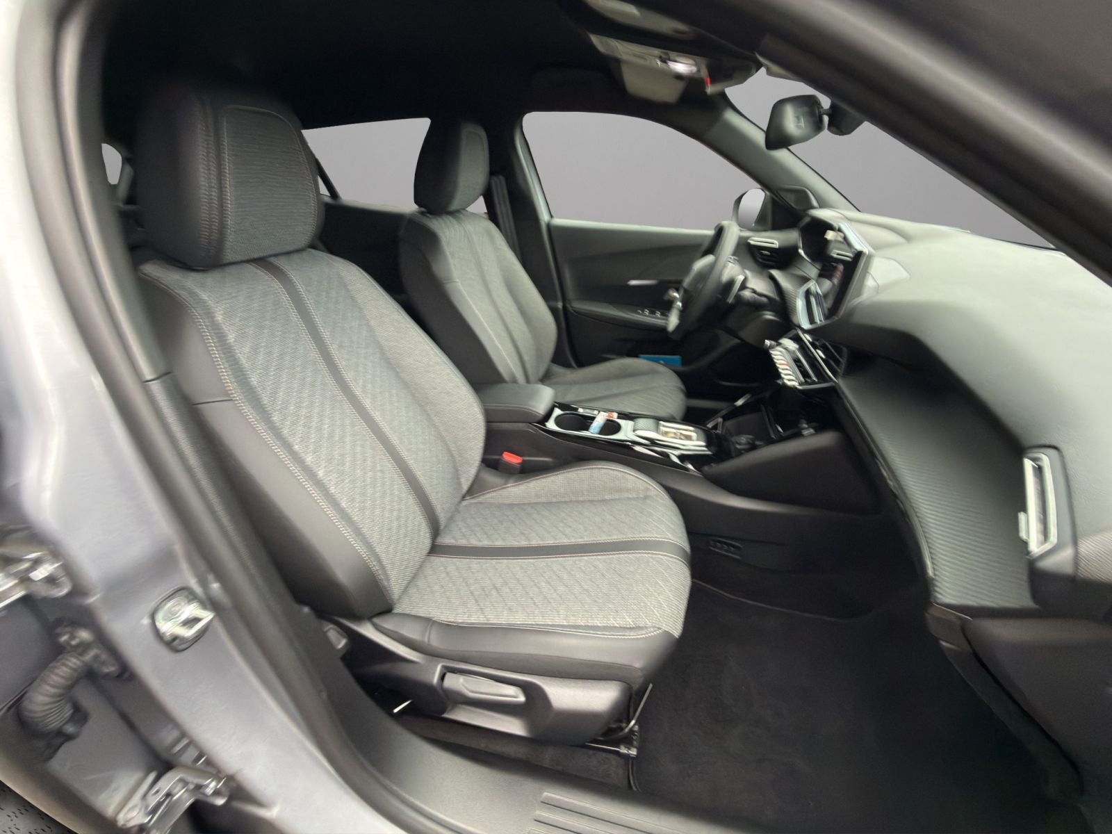 Peugeot 2008 - Bild 18