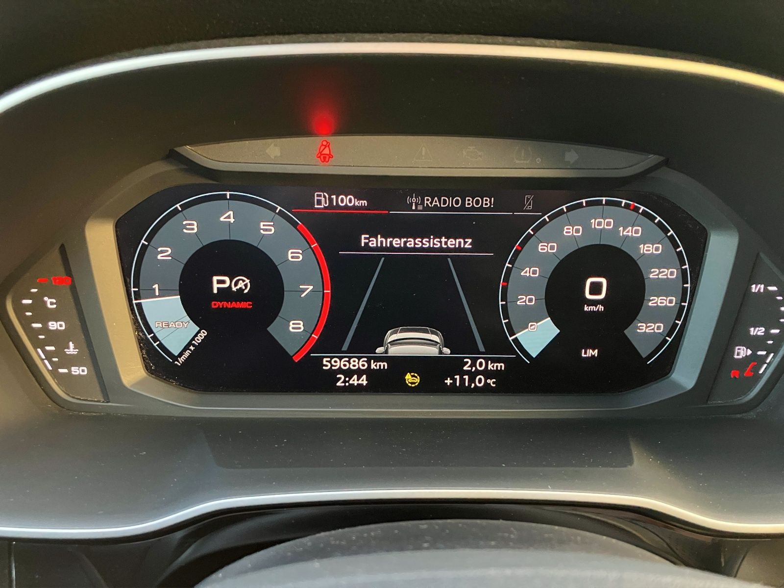 Fahrzeugabbildung Audi RS Q3 Sportback 2.5 TFSI quattro Matrix AHK AVC