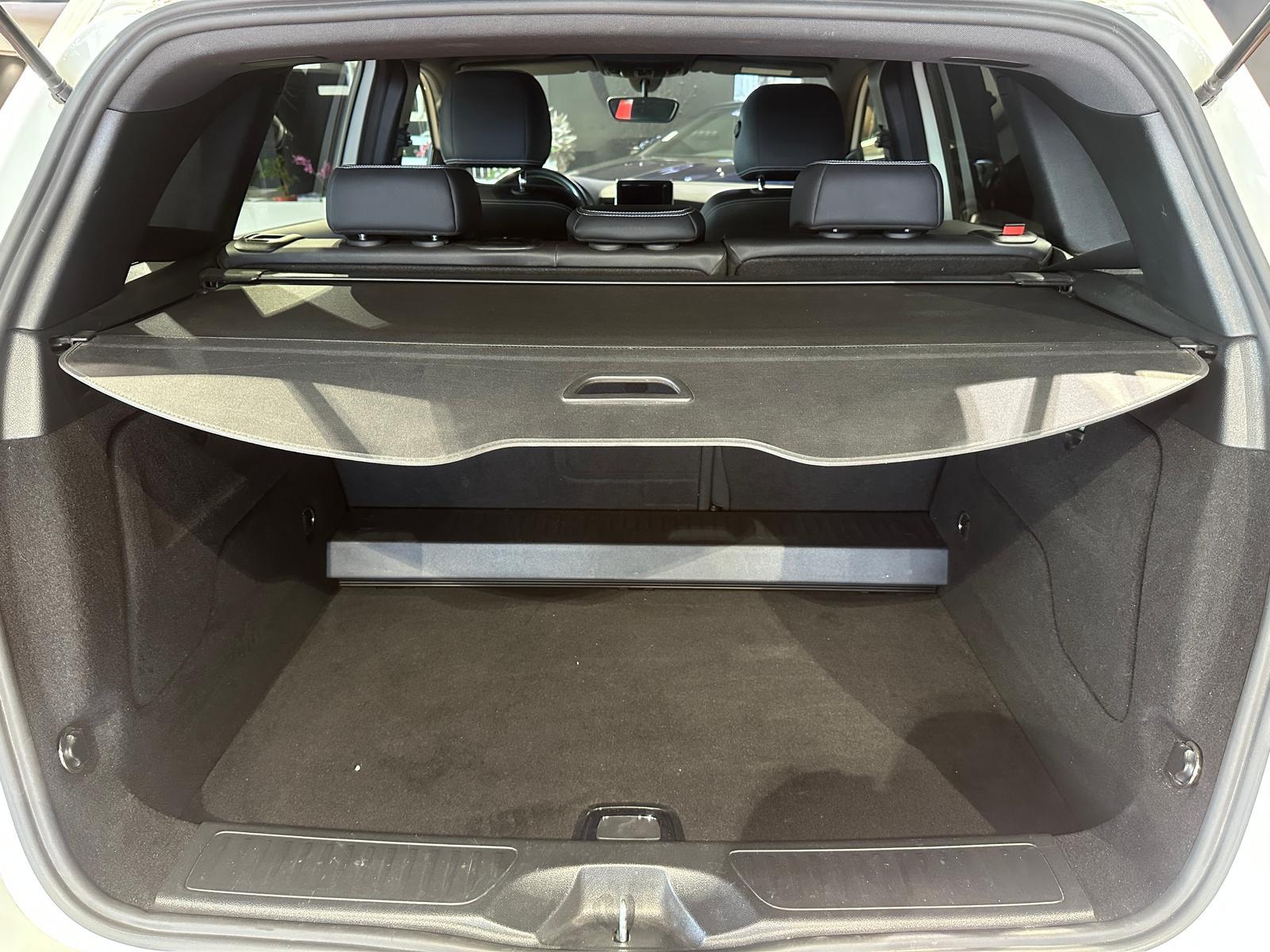 Mercedes-Benz B 180 AMG SPORTPAKET NIGHTPAKET SHZ 18"LM 1.HAND