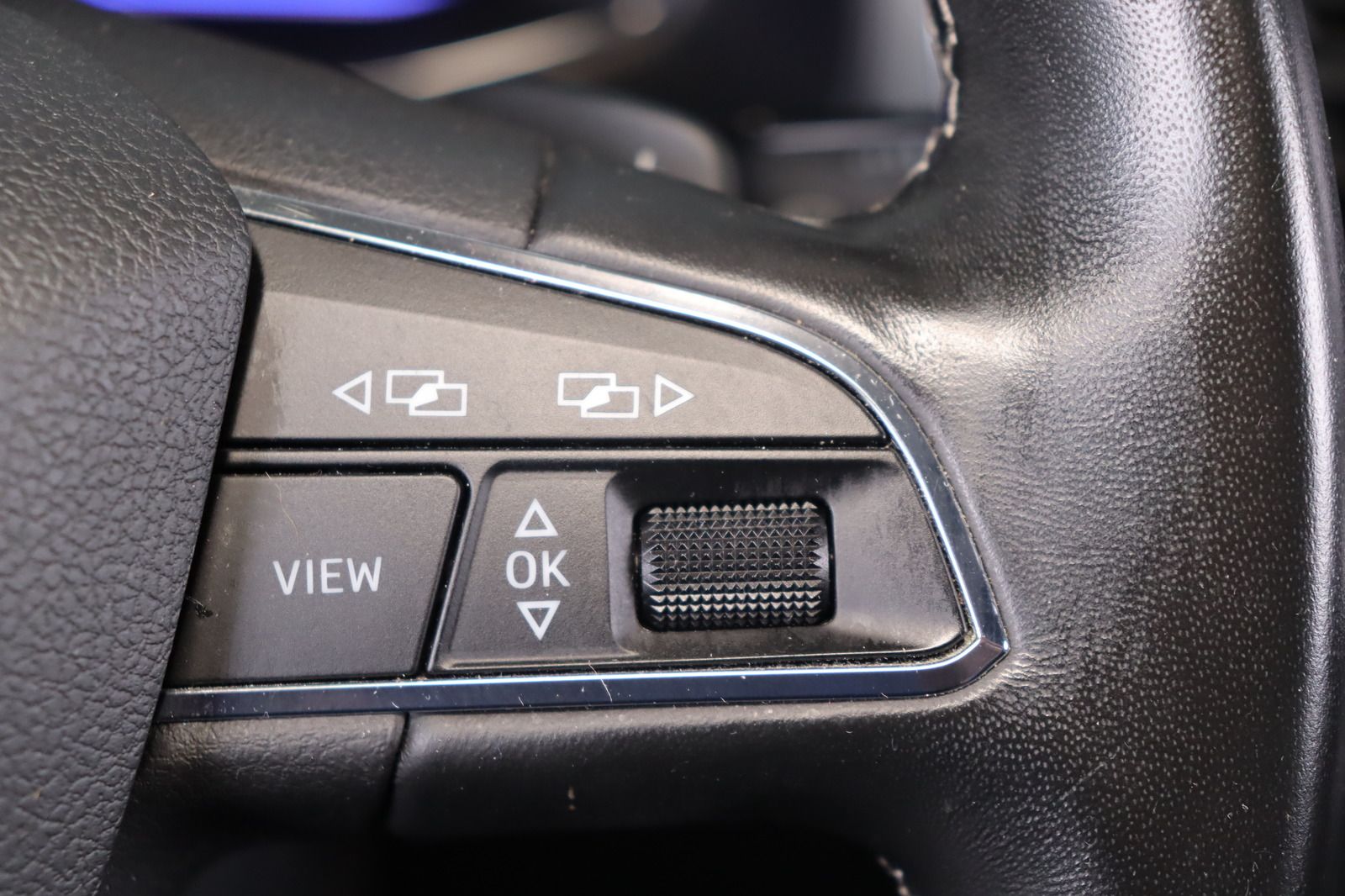 Fahrzeugabbildung SEAT Ateca 2.0 * Navi * LED * ACC * AHK