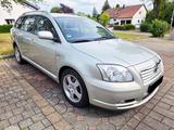 Toyota Avensis 2.2 D-4D Sol 1.Hd 66TKm Klima Tempomat - gebrauchte Toyota Avensis aus dem Jahr 2006