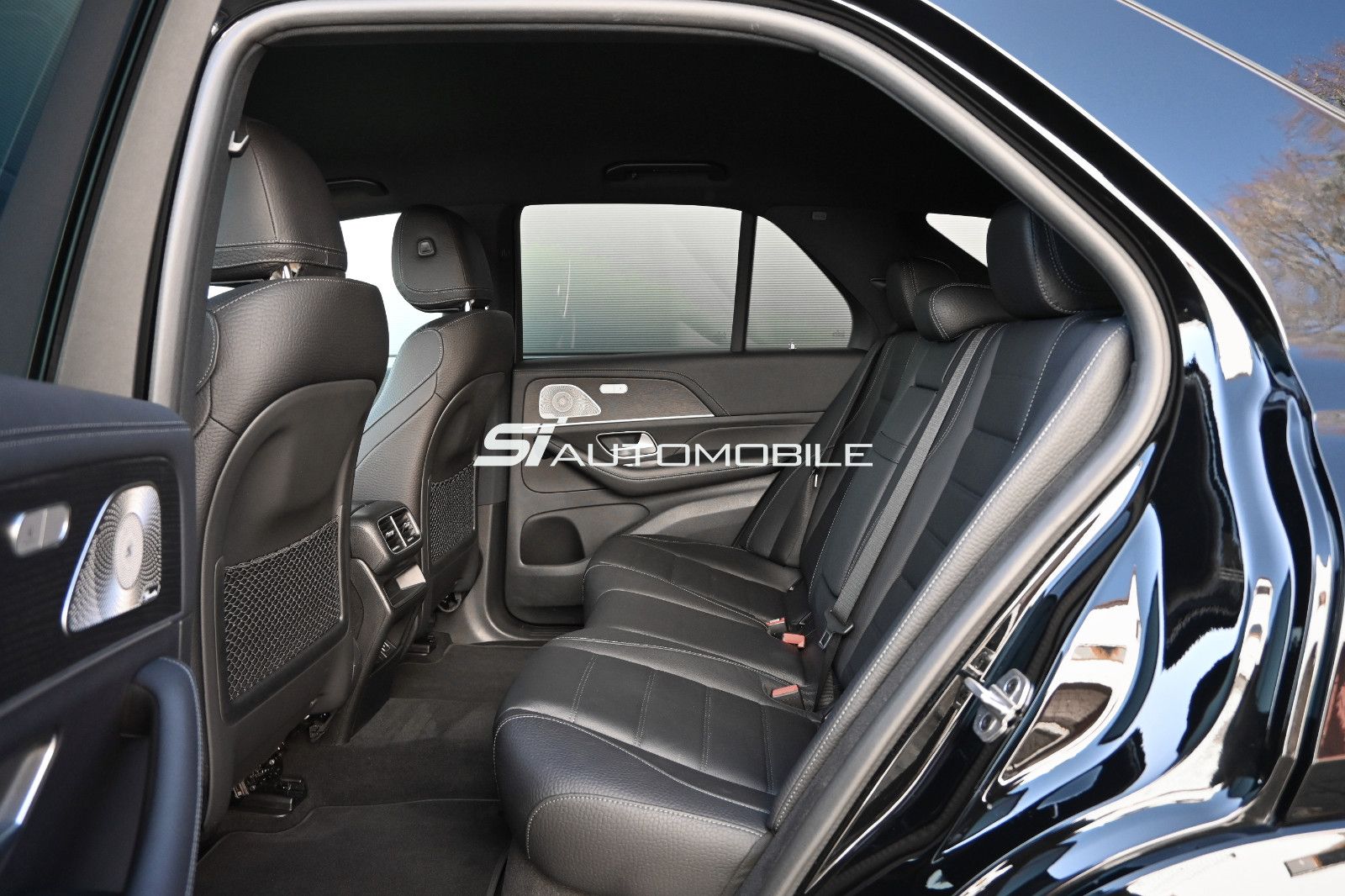 Fahrzeugabbildung Mercedes-Benz GLE 400 d 4MAT. AMG °ACC°AHK°STANDHZ°HUD°NIGHT°