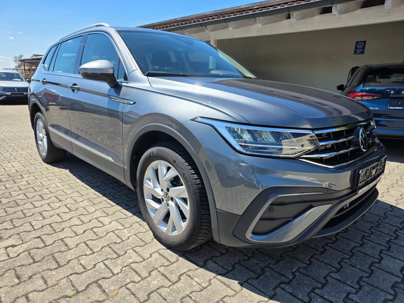 Volkswagen Tiguan Allspace Life AHK ACC LenkHz 7Sitze el.He