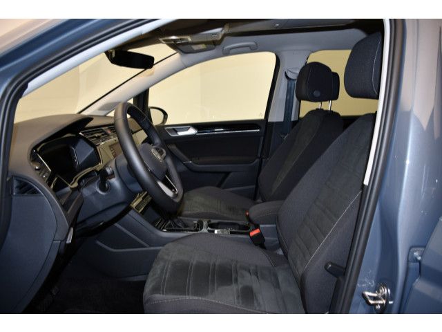Volkswagen Touran — fotografia 3