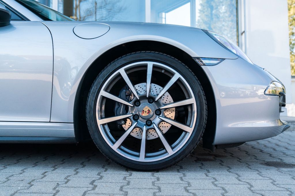 PORSCHE 991 Carrera 4 Cabriolet/ PASM / SPORT AGA / BOSE PORSCHE 991 Carrera 4 Cabriolet/ PASM / SPORT AGA / BOSE