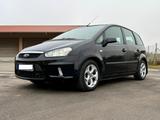 Ford C-Max 1,8 Ghia Ghia - Ford C-Max Ghia mit Benzin-Antrieb