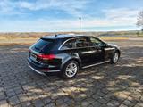 Audi A4 Allroad 2.0 TDI quattro - - Audi A4 Allroad mit Diesel-Antrieb: Kombi, Schaltgetriebe