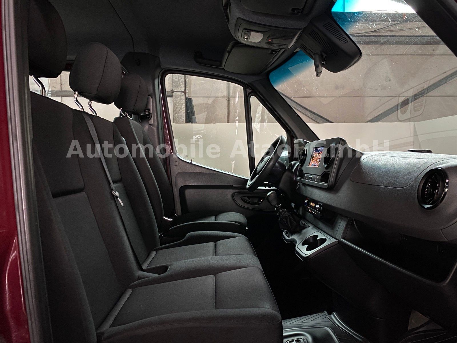 Fahrzeugabbildung Mercedes-Benz Sprinter 316 Tourer KAMERA+AHK+TEMPOMAT (8820)