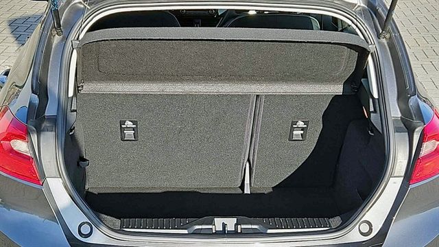 Ford Fiesta VIII 1,1 Klima Link PDC Winterpaket