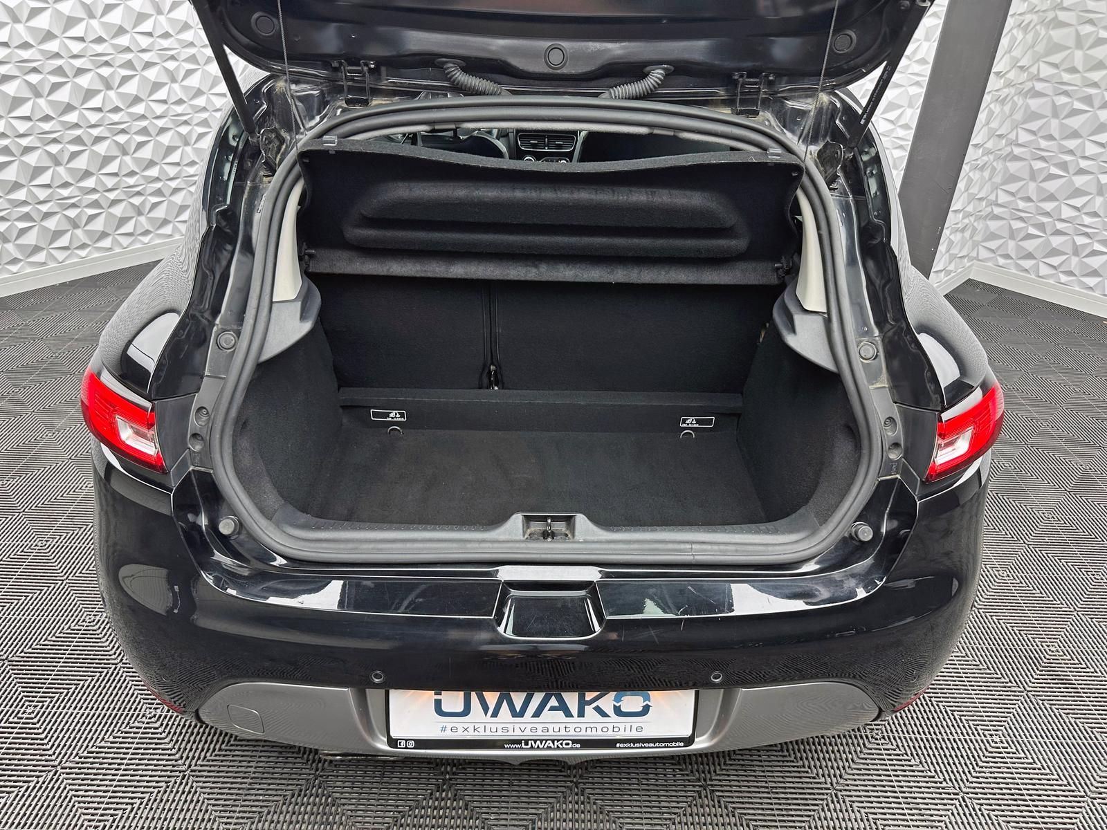 Fahrzeugabbildung Renault CLIO TCE 90 GT-LINE/BLACK-EDITION/R-CAM/NAVI/PDC