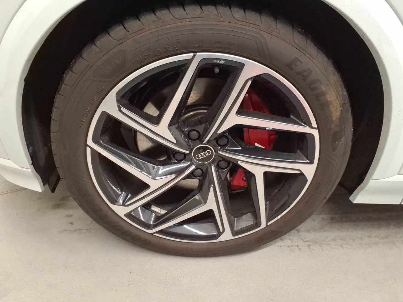 Audi SQ6 e-tron - Bild 9