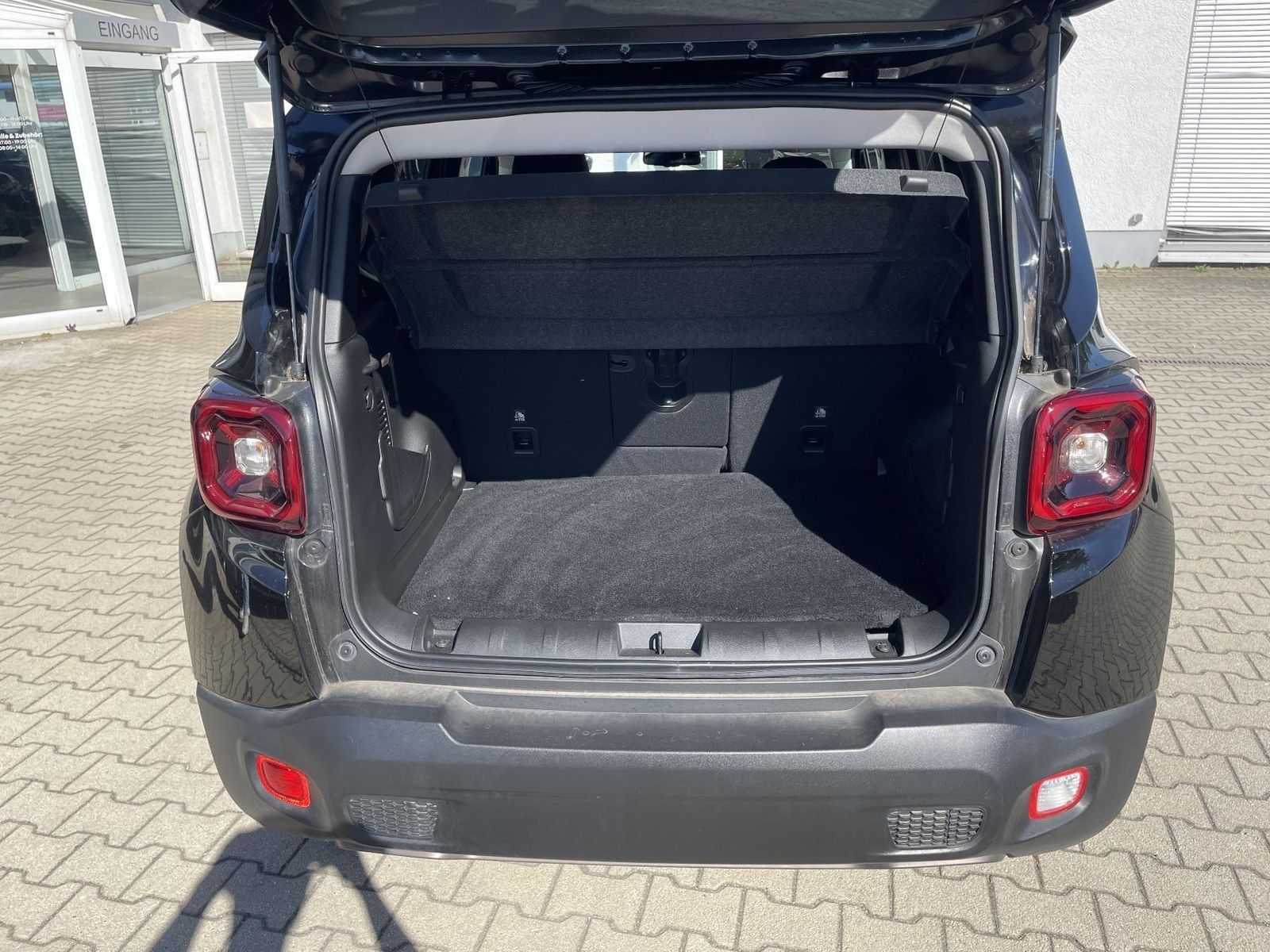 Jeep Renegade - Bild 13