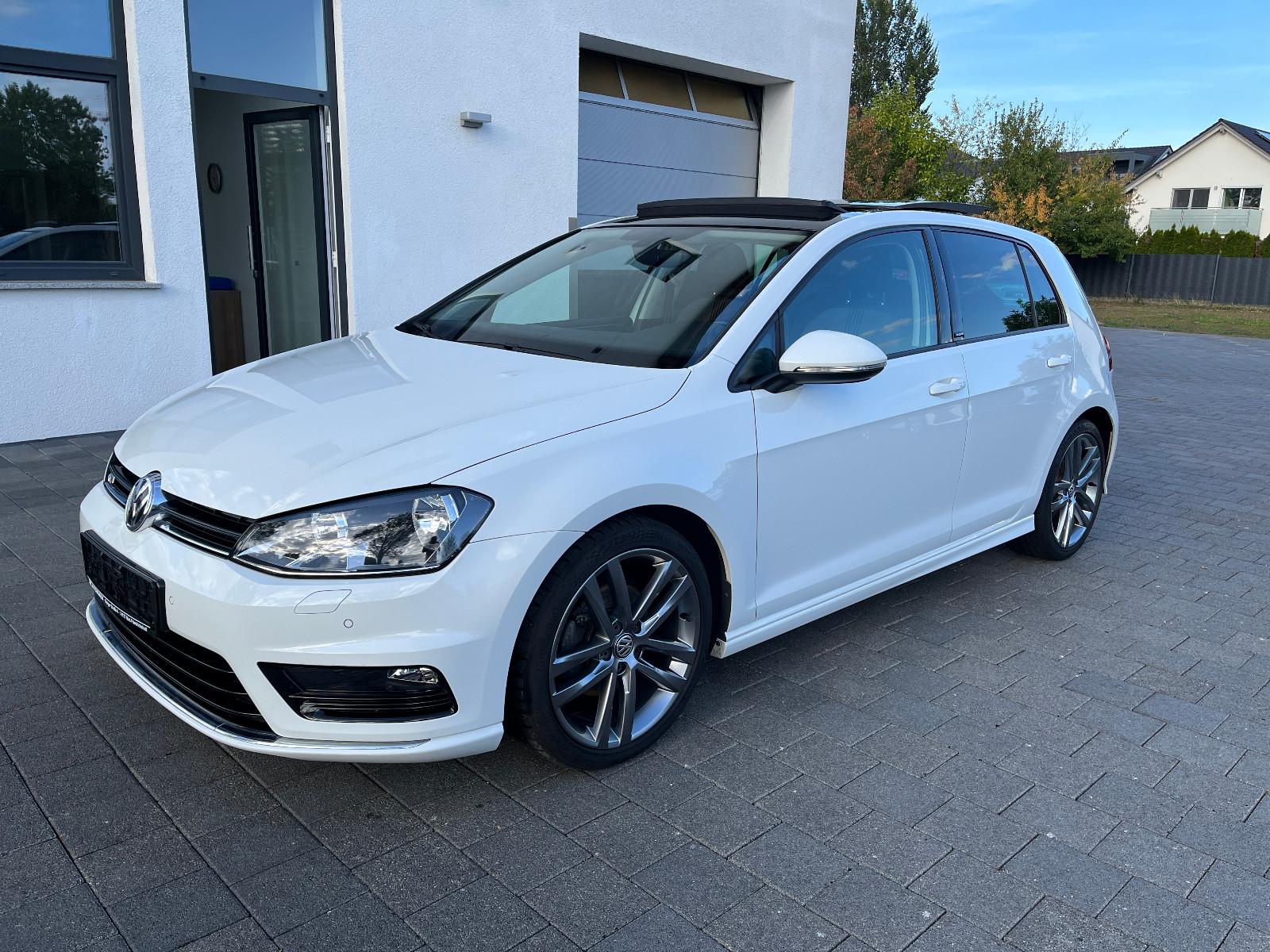 Volkswagen Golf VII Lim. Allstar R-Line Sport Pano Navi 18"