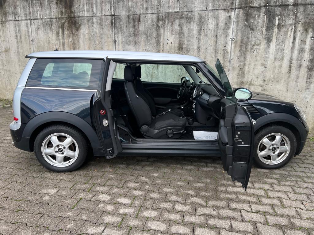 MINI Cooper Clubman