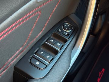 Kia Ceed GT 1.6 T-GDI DCT7 Memory Navi AHK abnehmbar