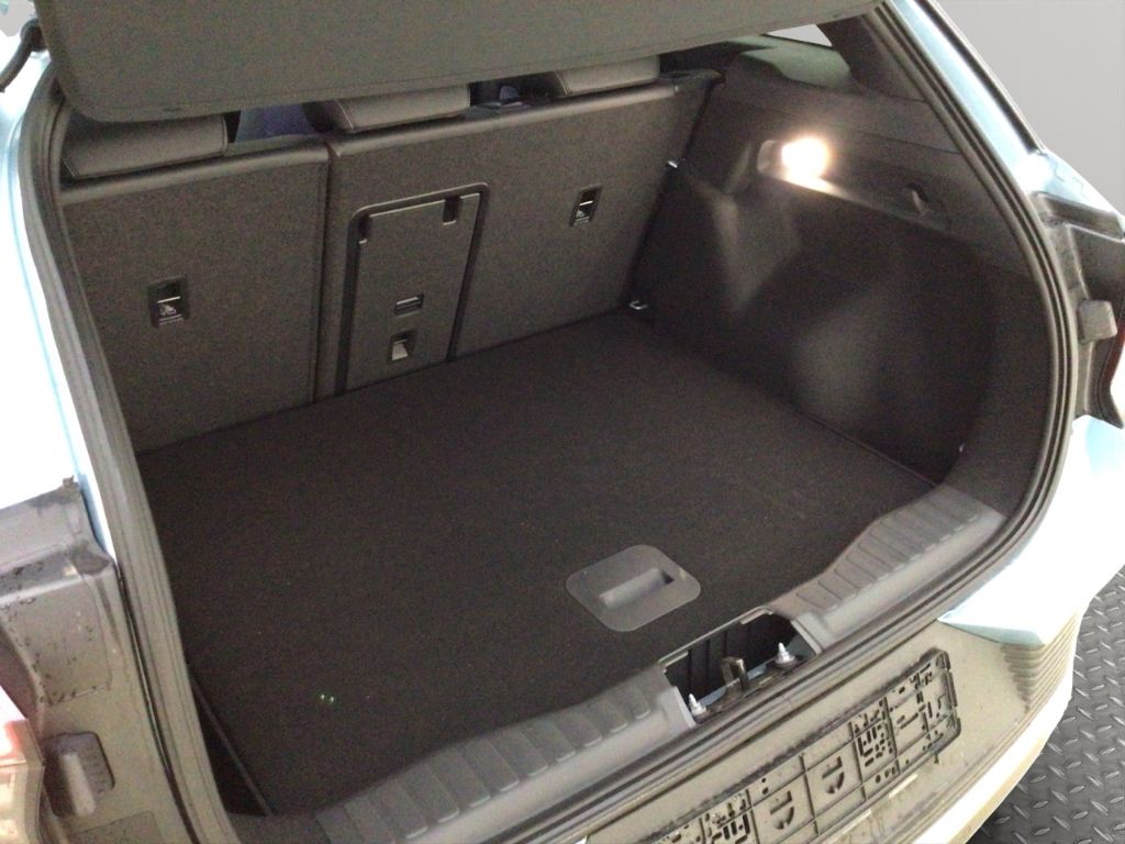 Fahrzeugabbildung Ford Explorer Premium RWD Tempomat SpurhalteASS LED