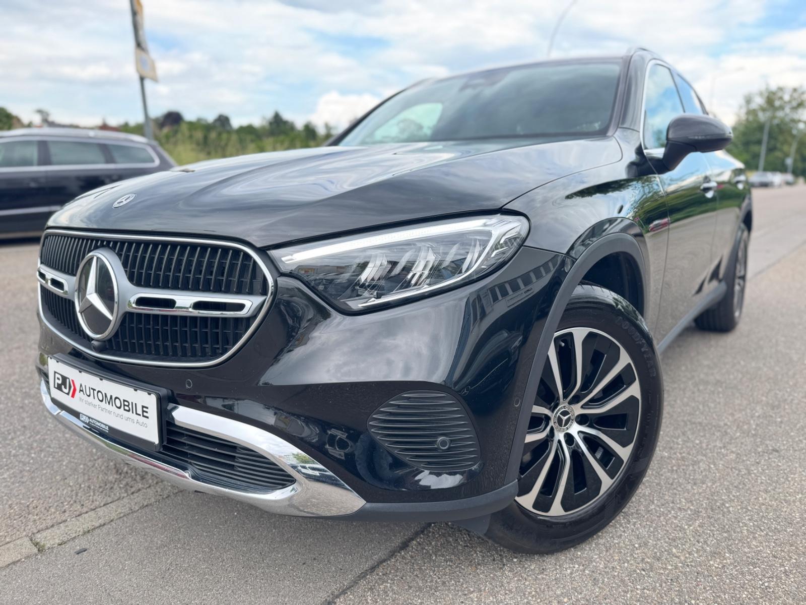 Mercedes-Benz GLC 220 d Avantgarde 4Matic Navi LED Kamera 1.H