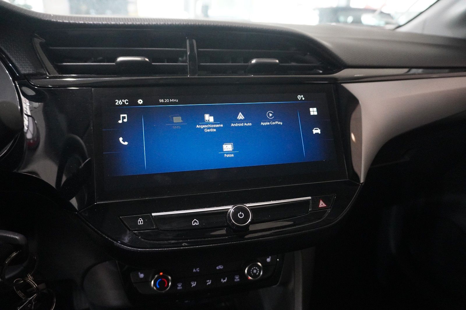 Fahrzeugabbildung Opel Corsa F 1.2 FACELIFT NAVI/LED/KAMERA/VIRTU./DAB+
