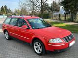 Volkswagen VW Passat 2.5 TDI Automatik Ex Feuerwehr K... - Volkswagen Passat aus 2005: TDI
