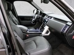 Fahrzeugabbildung Land Rover Range Rover 4.4 SDV8 Vogue