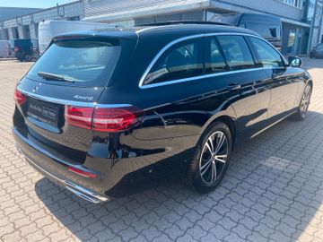 Mercedes E 220 - 6