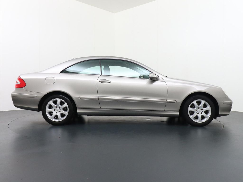 Mercedes-Benz CLK 240 Coupé Elegance Youngtimer Leder Comand n