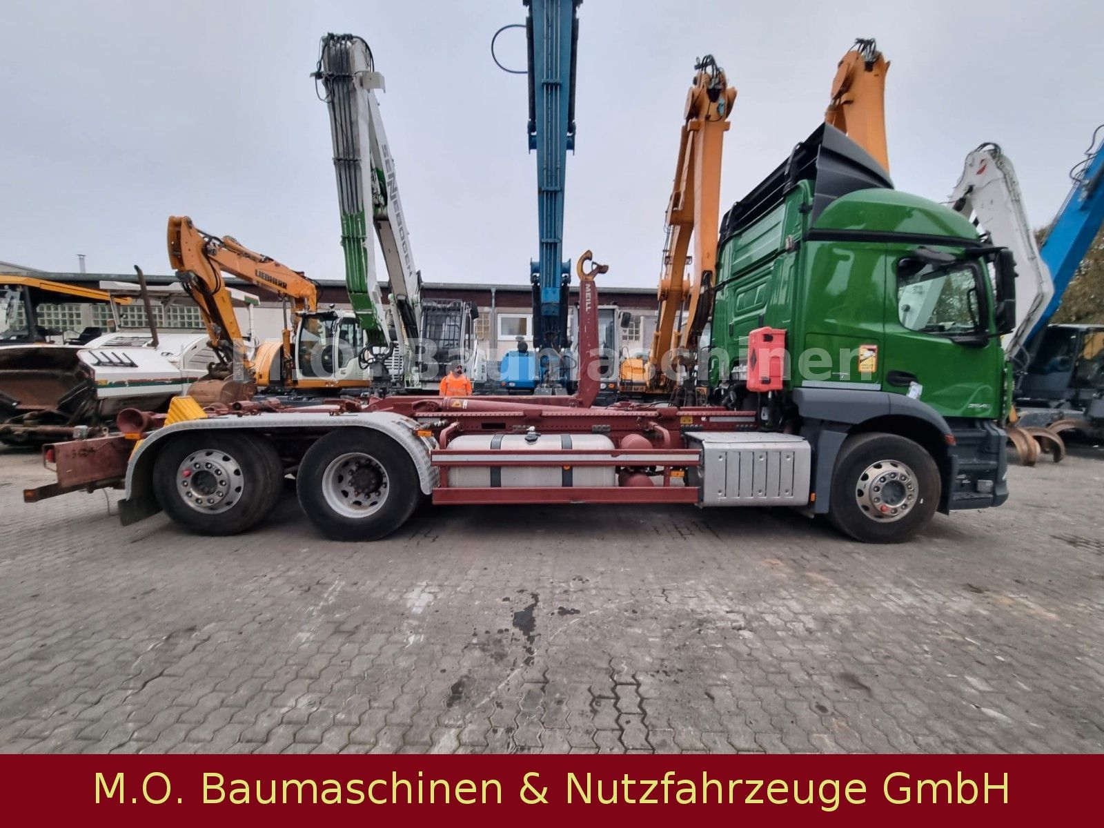 Fahrzeugabbildung Mercedes-Benz Antos 2546 / Euro 6 / 6x2 / Meiler Abroller /