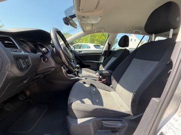 Volkswagen Golf - 7