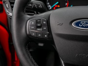 Ford Fiesta Titanium Abstandstempomat LED Sitzheizung