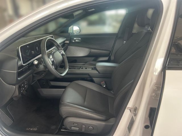 Fahrzeugabbildung Hyundai IONIQ 6 Techniq Elektro HUD Navi Leder Digitales