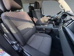 Fahrzeugabbildung Volkswagen T6.1 Multivan 150 PS STANDHZG ASSIST AHK ACC NAV