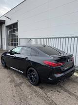 BMW M235i / shadow leuchten / pano / 8-fach bereif - gebrauchte BMW M235 aus dem Jahr 2024