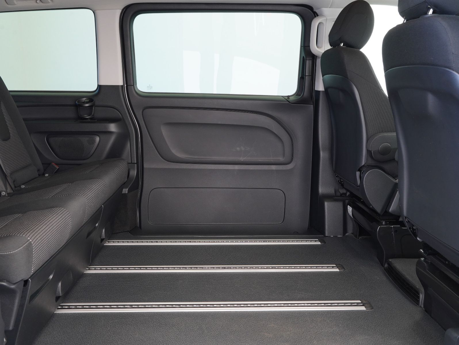 Fahrzeugabbildung Pössl VANSTAR Vito Tourer 119 CDI Pro 4x4 lang