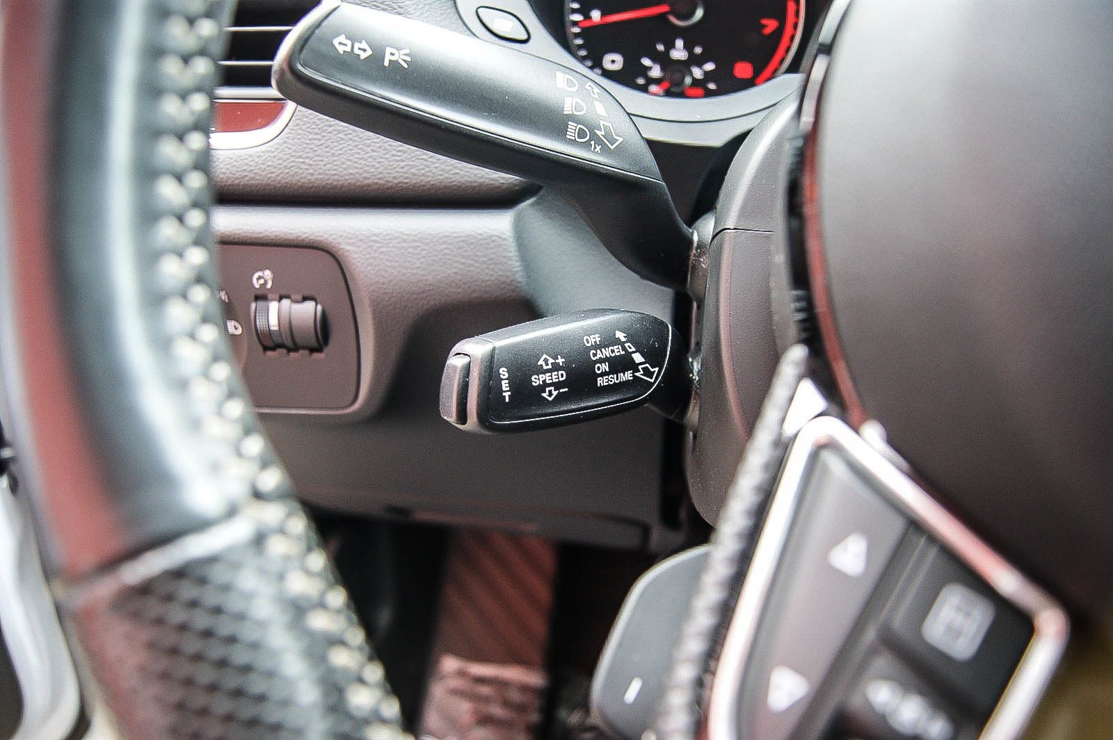 Fahrzeugabbildung Audi Q3 14TSI S-tronic S-LINE PLUS 20-ZOLL PANO BOSE