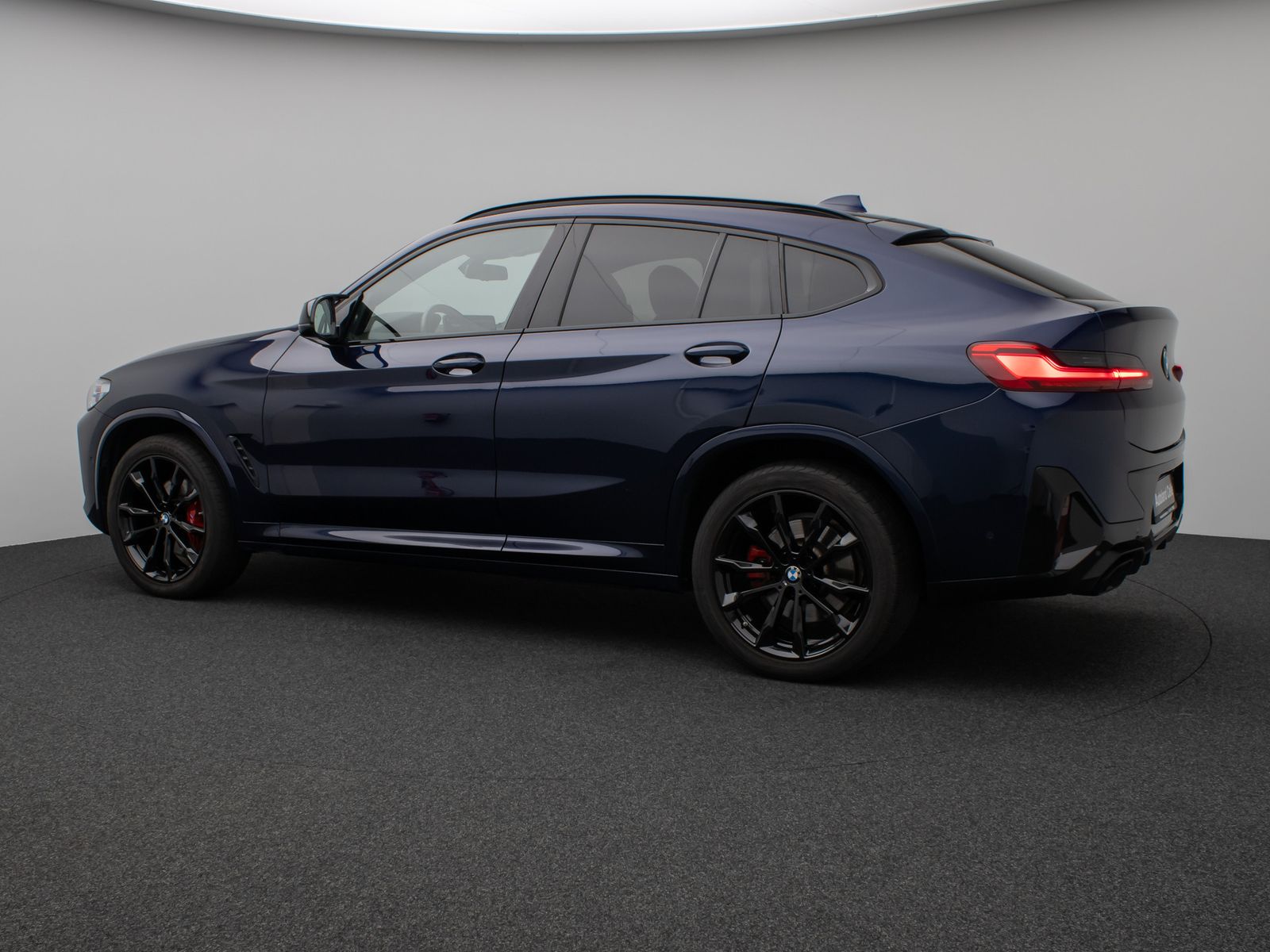 Fahrzeugabbildung BMW X4 M40i Kamera Laser HUD DAB H/K DisplK AHK 20"
