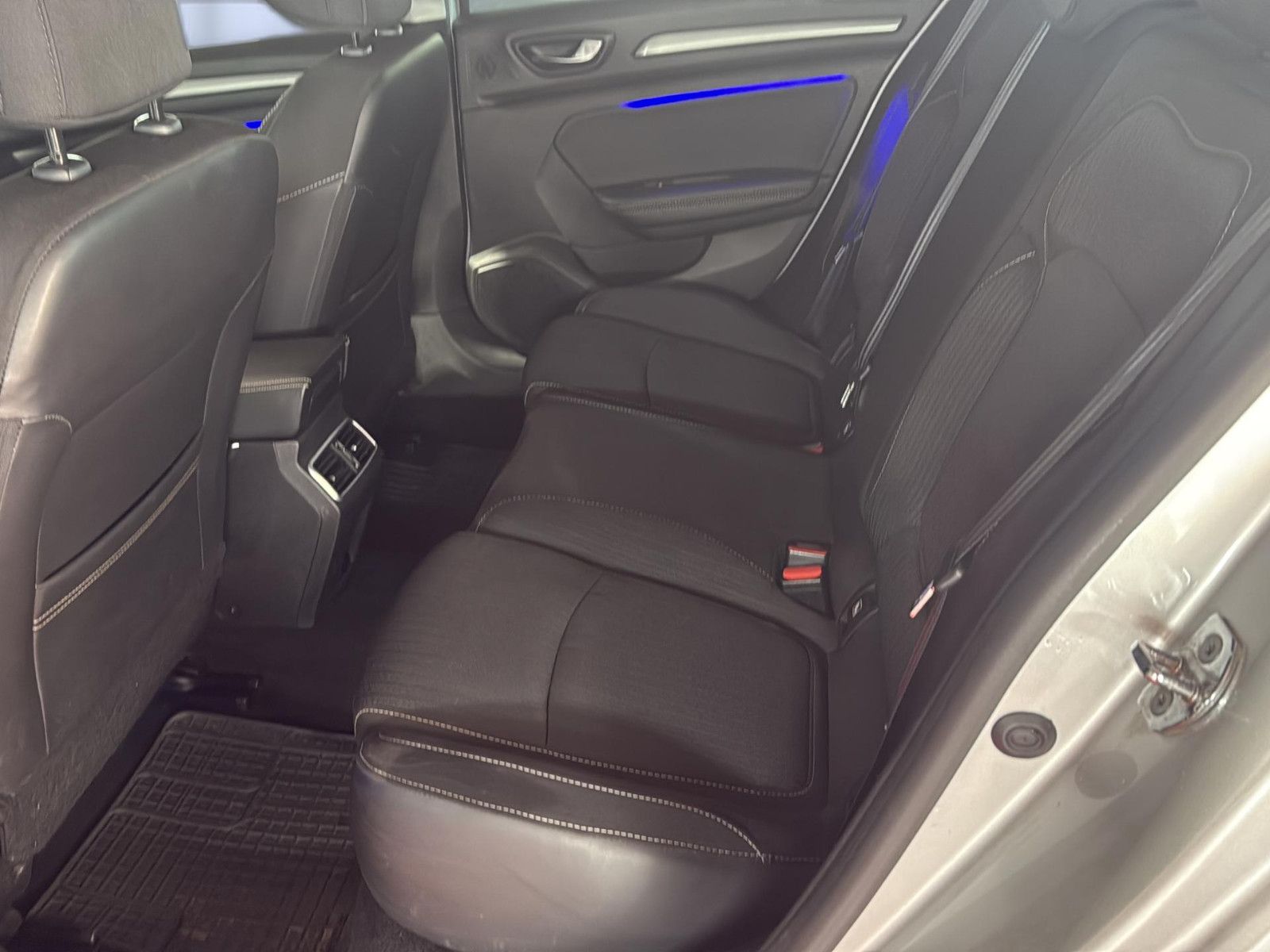 Fahrzeugabbildung Renault Megane IV Grandtour / Steuerkette+Kopfd. neu