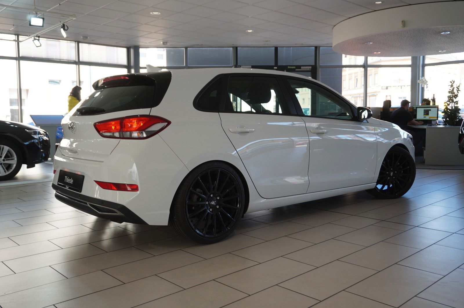 Fahrzeugabbildung Hyundai i30 LIM. 1.5 T-GDI 48V NAVI/LED/SPORT/KAMERA/DAB