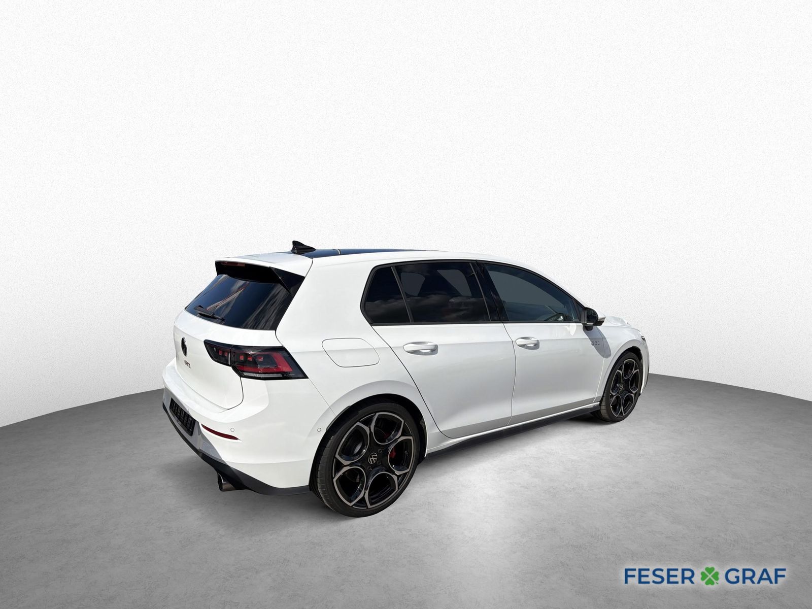 Volkswagen Golf VIII GTI 2.0 TSI DSG AHK HuD PANO MATRIX foto 5