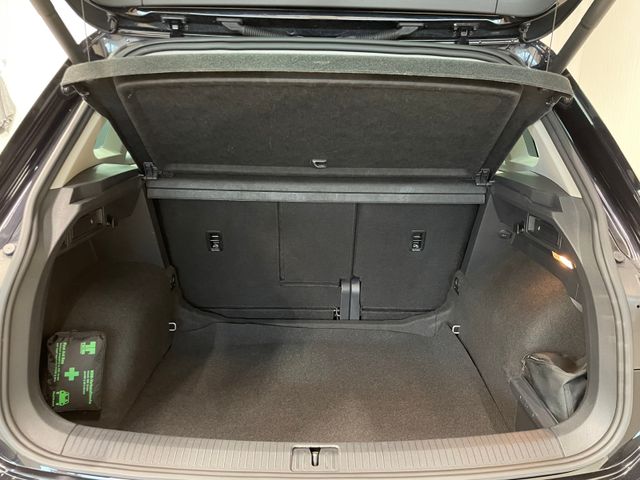 Tiguan Highline 2.0 TDI LED PANO STANDHZG