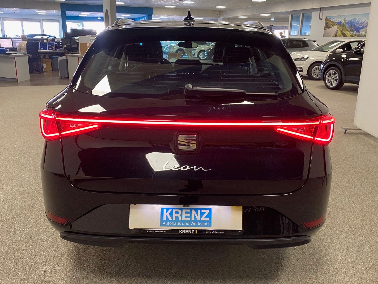 Fahrzeugabbildung SEAT Leon ST 1.5 TSI Style Sportstourer+2030 GARANTIE