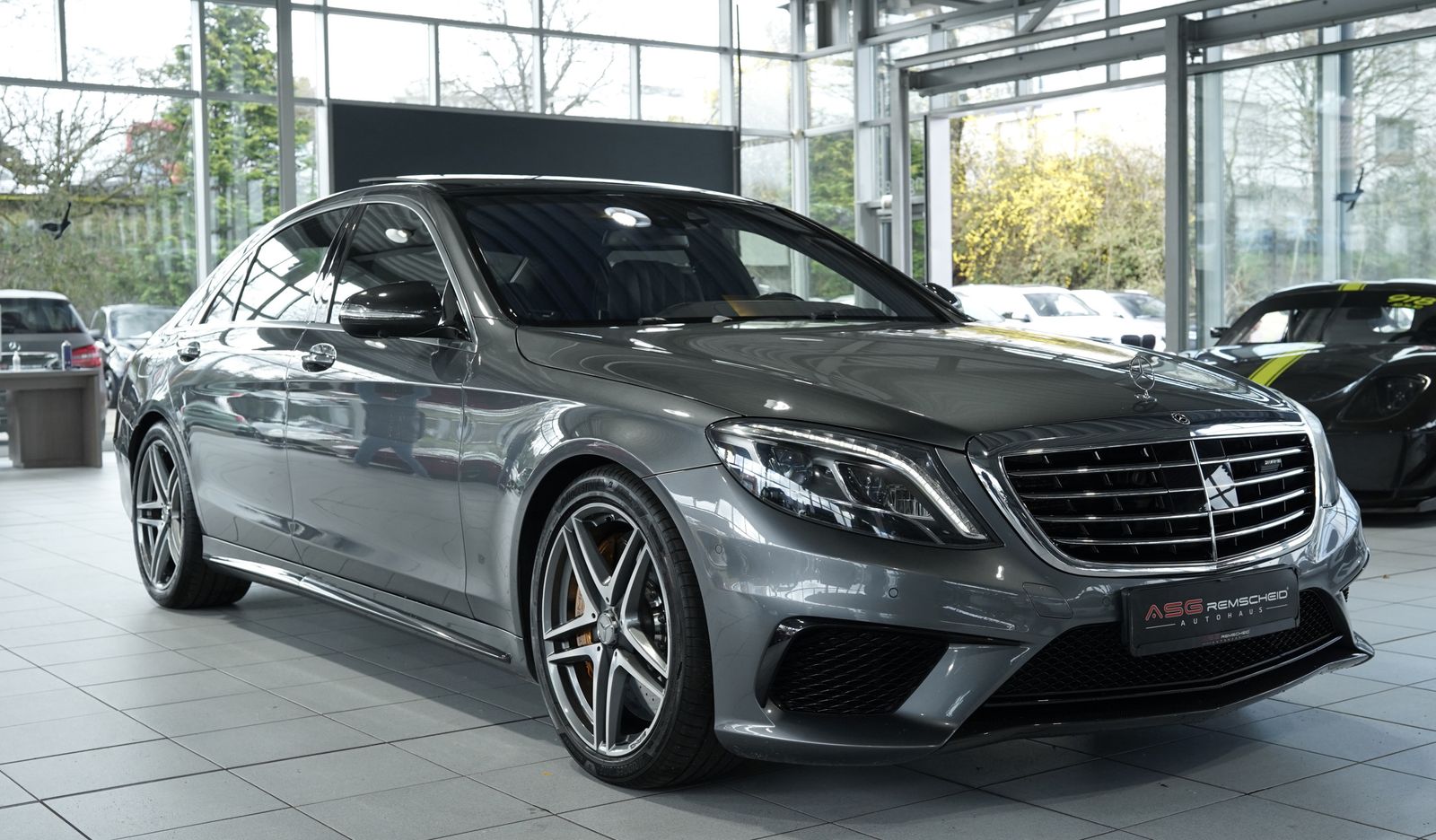 Mercedes Benz S 63 Amg