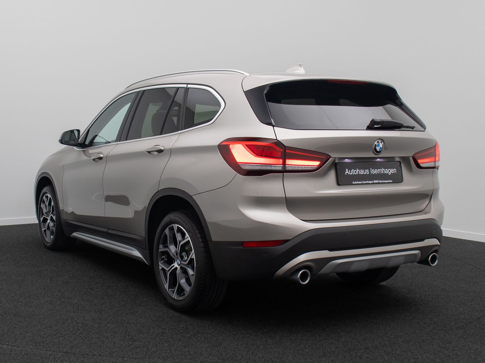 Fahrzeugabbildung BMW X1 sD20i xLine DAB LED M Sportlenkr Leder 18Zoll