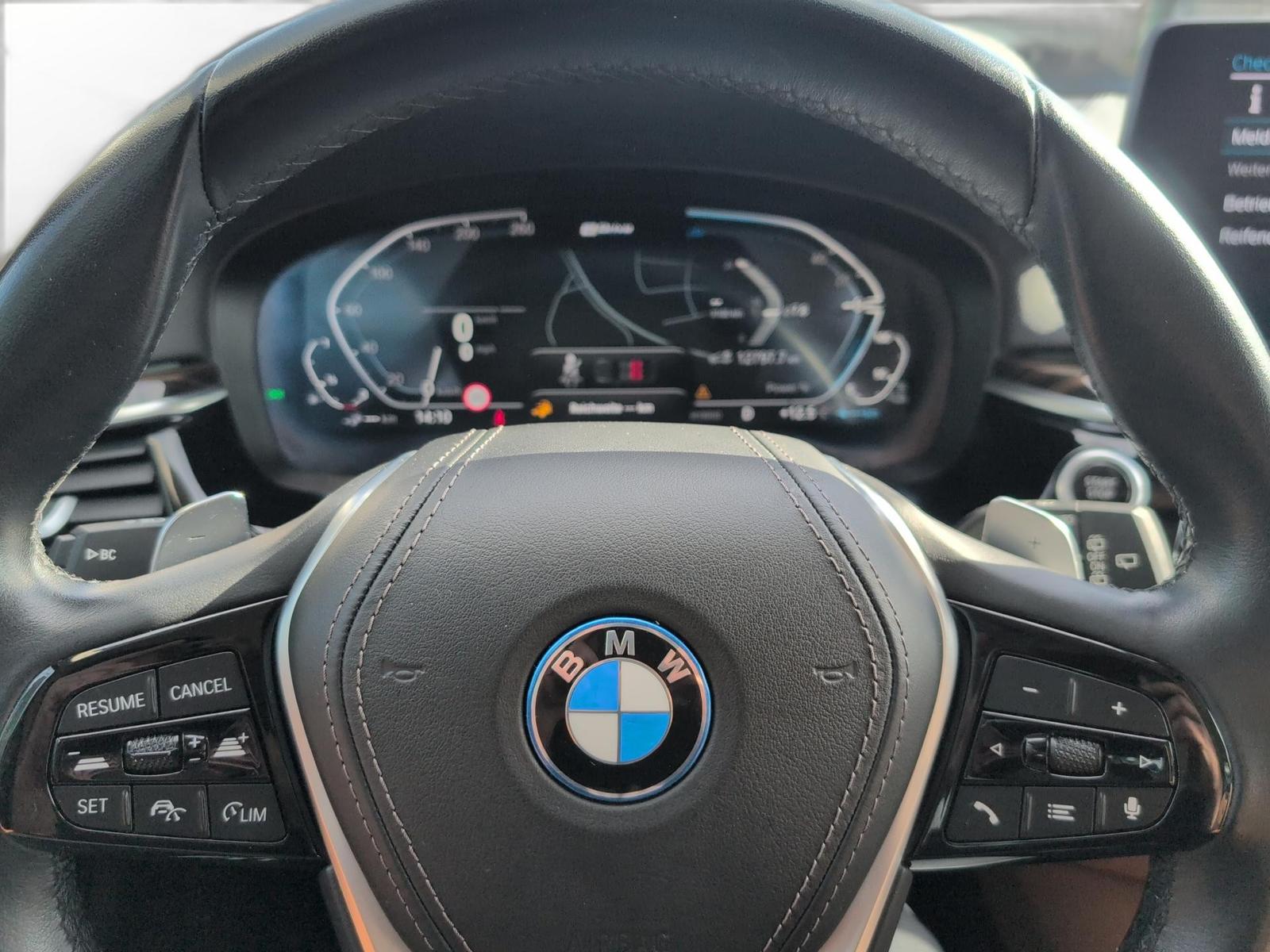 BMW 530 e T. Luxury Line LC-PROF+LEDER+AHK+LED+KAMER