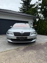 Skoda Superb Kombi 2.0TDI DSG 4x4 L&K - Skoda Gebrauchtwagen in Magdeburg