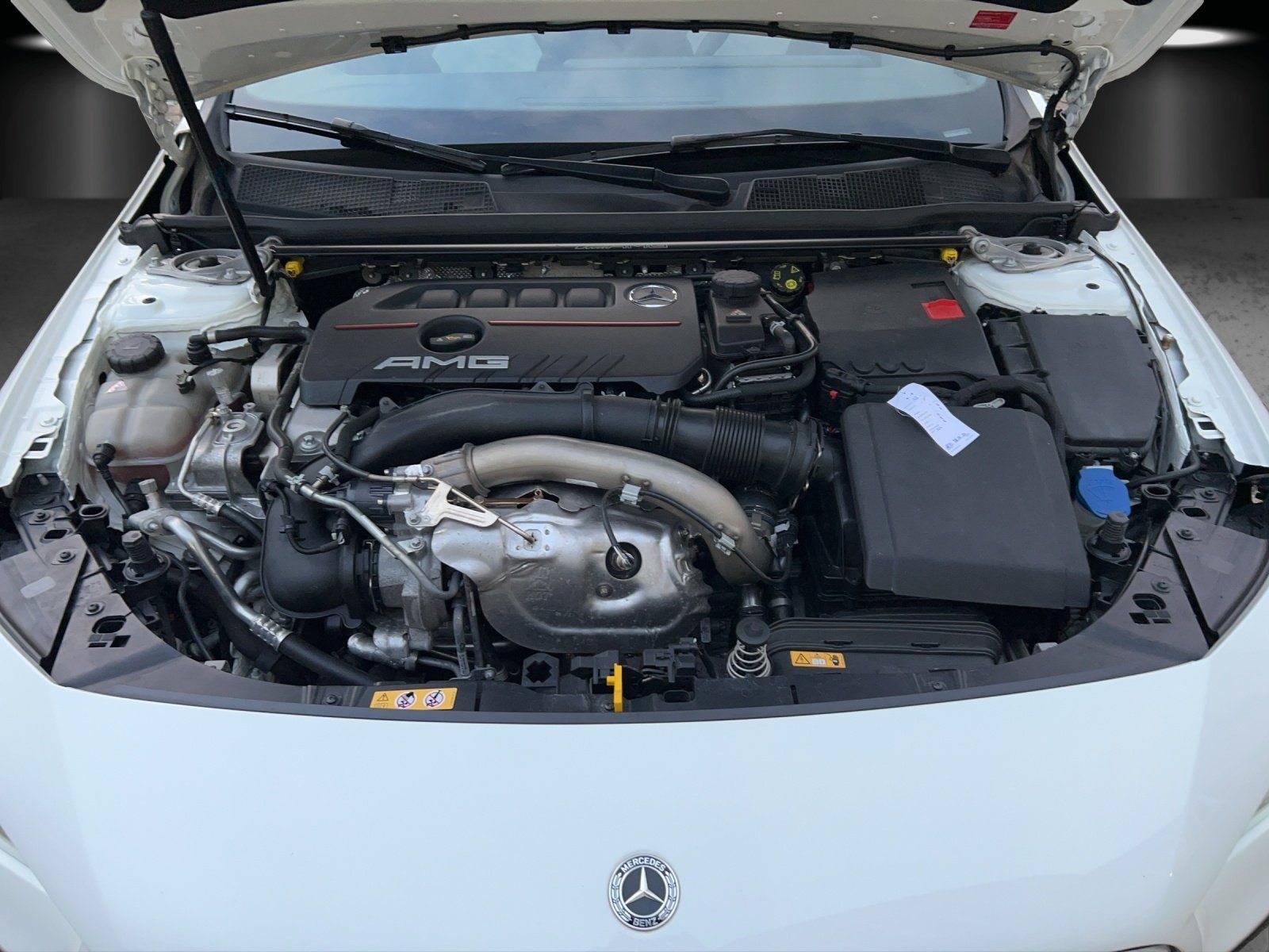 Fahrzeugabbildung Mercedes-Benz CLA 35 AMG SB Perf.Sitz LED Standhzg HighEndMBUX